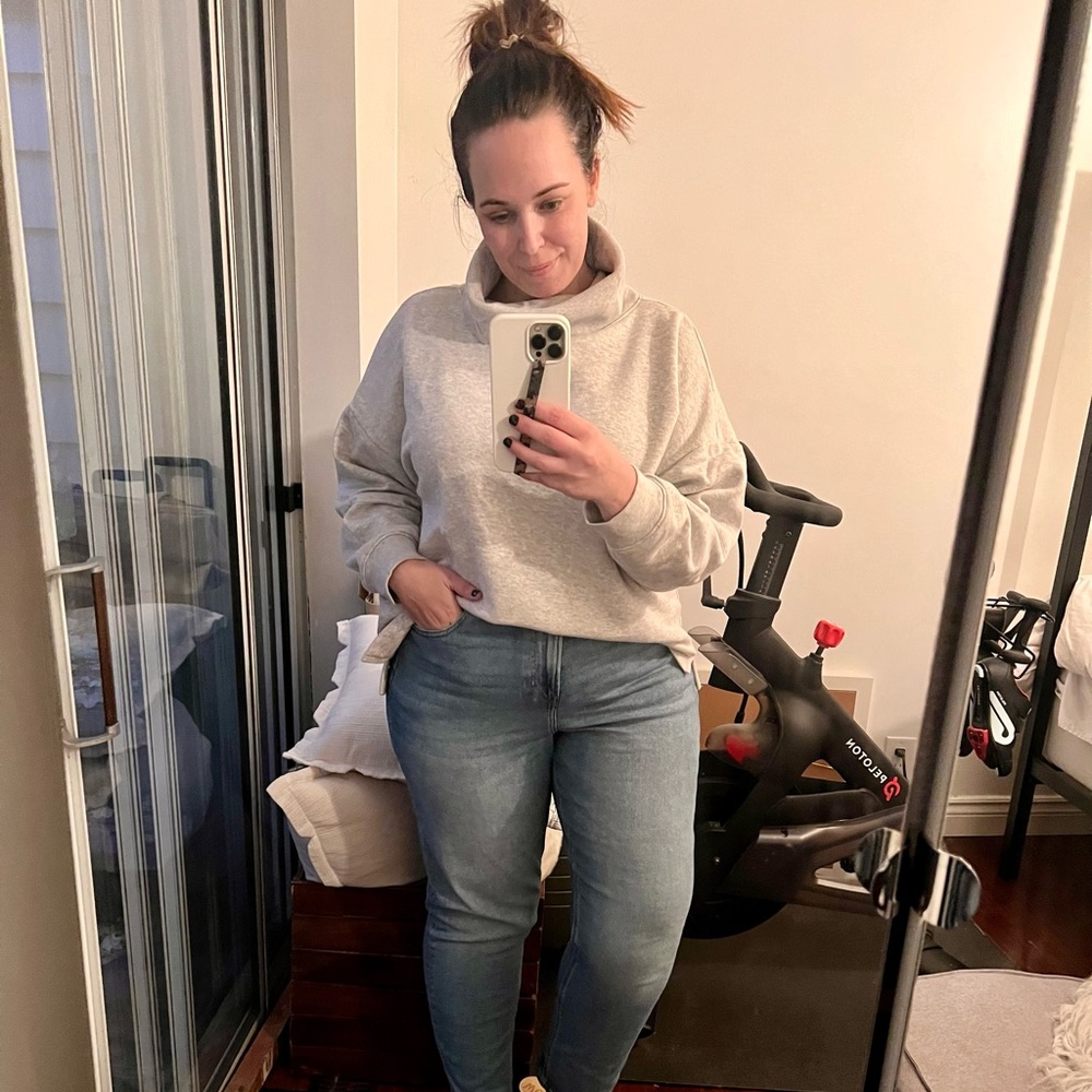 GAP oversized turtleneck sweatshirt
